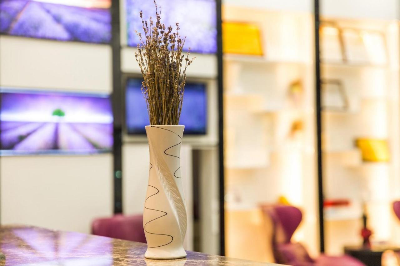 Lavande Hotels Heze Changjiang Road Wanda Plaza Kültér fotó